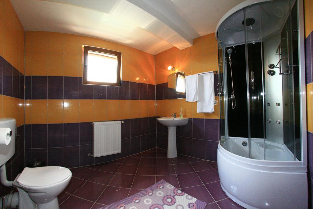 Hotel Heaven Sălişte Zimmer foto