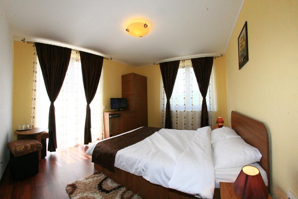 Hotel Heaven Sălişte Zimmer foto